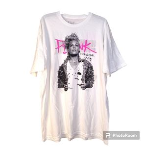 NEW P!NK-Singer Beautiful Trauma Tour White Graphic Print T-Shirt Size X-Large